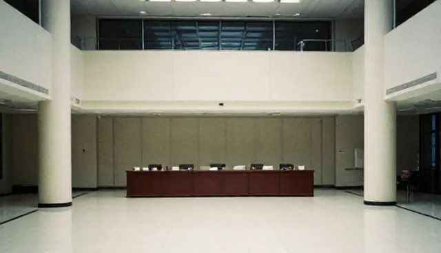 会议接待服务的性能问题如何解决?
